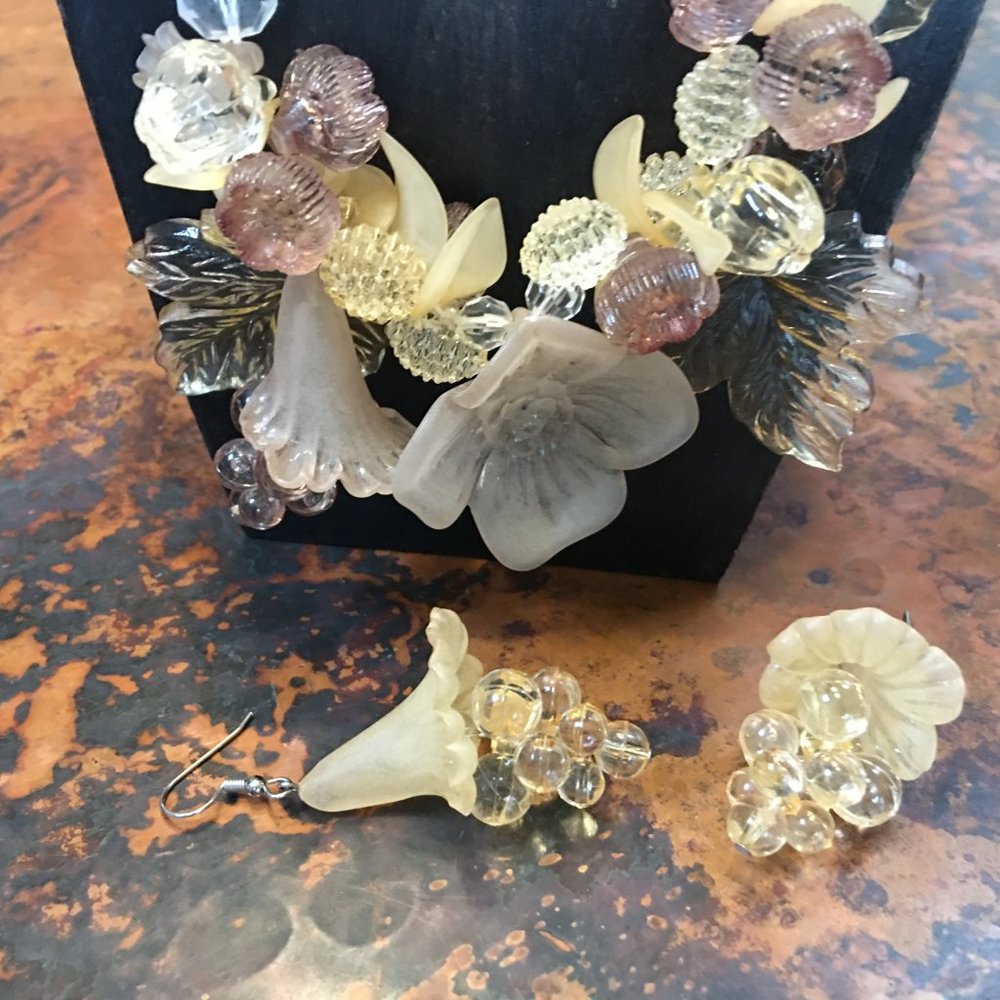 SALE! FINE JEWELRY! Showstopper Designer (NECKLACE + EARRINGS) - Picture 2 of 16